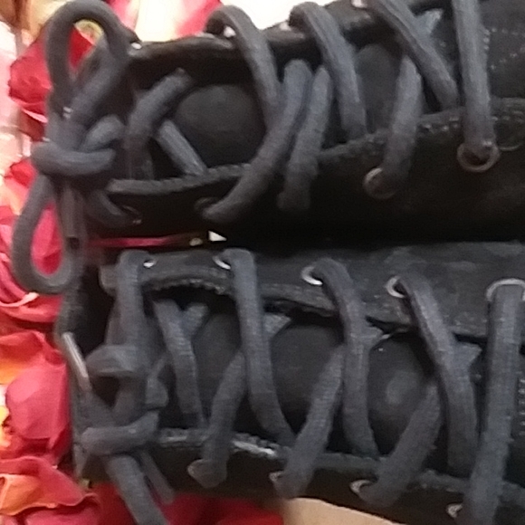 Tom's Paeso Black Suede High Top Sneakers - Picture 3 of 11